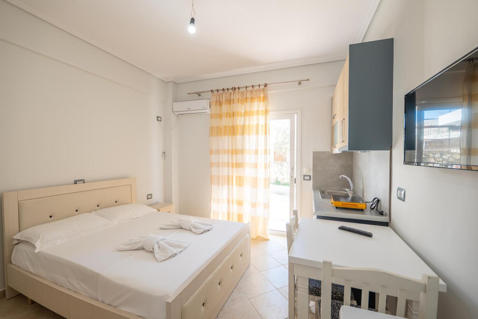 Vila Celi Sarande Bagian luar foto