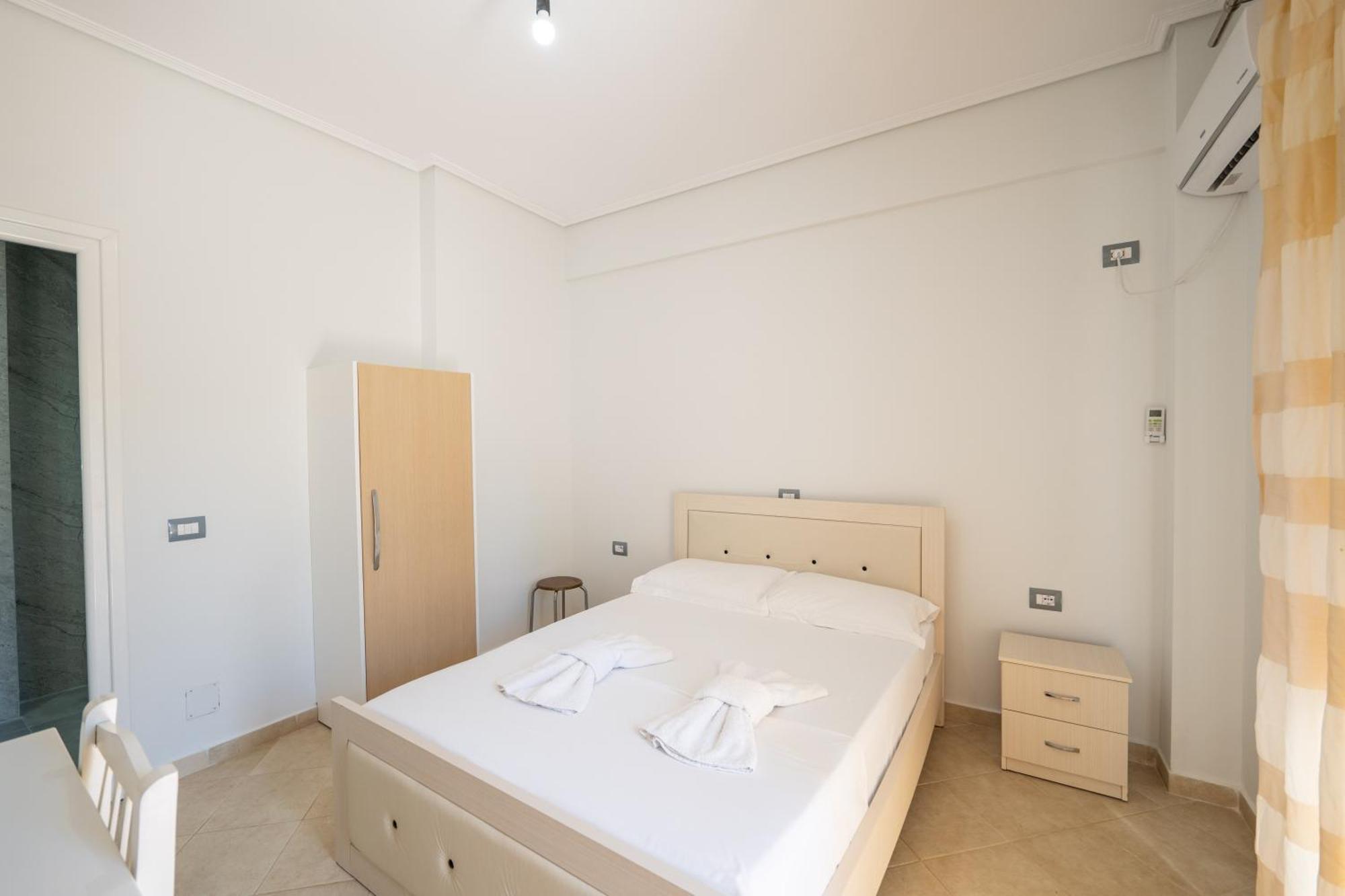 Vila Celi Sarande Bagian luar foto