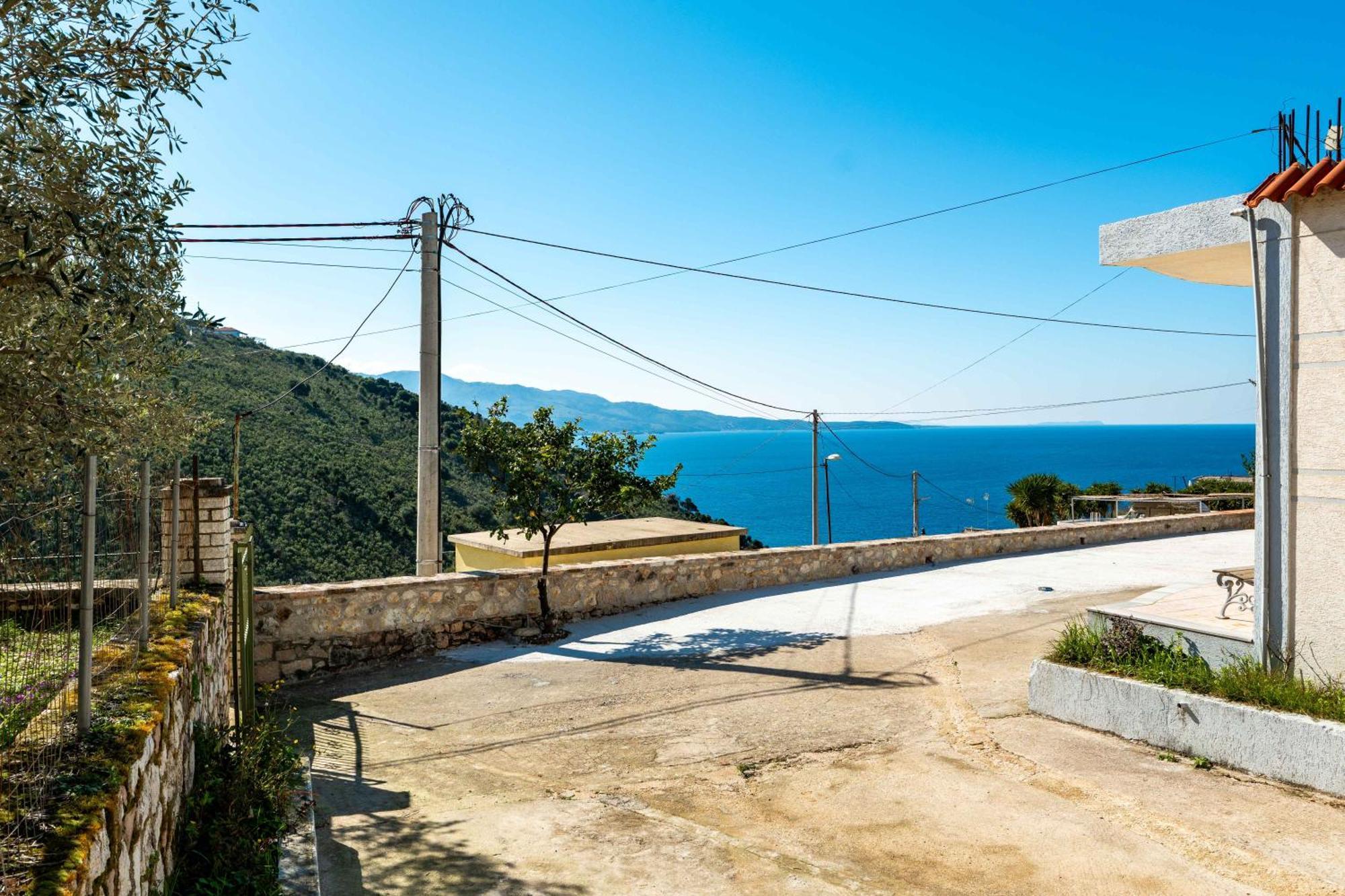 Vila Celi Sarande Bagian luar foto